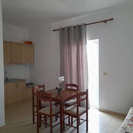 Lani Apartment