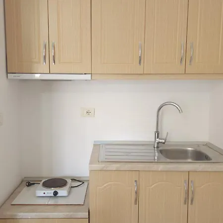 Lani Apartment